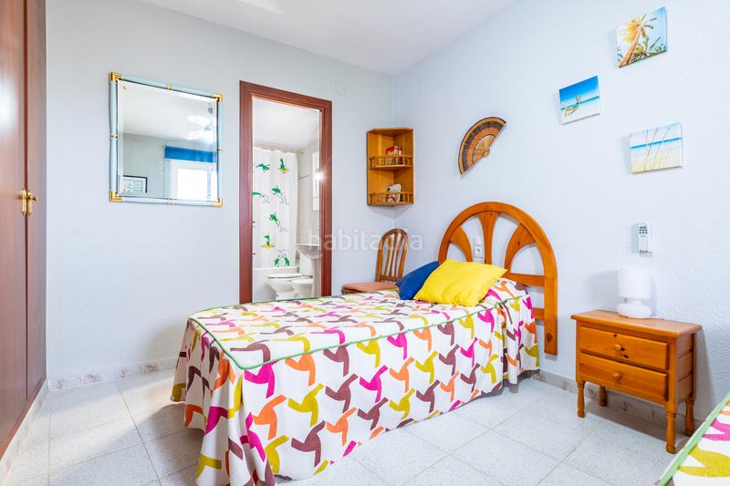 Foto fdce7dc5-b160-4045-a480-5d909833c9f6. Piso impresionantes vistas en primera linea de playa en Oropesa del Mar