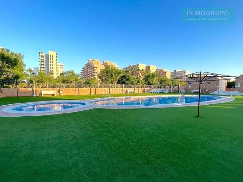Foto ad5df984-2d86-4ece-bcda-baaab9b1ff80. Piso en av central 34 apartamento en planta baja en torremar en Oropesa del Mar