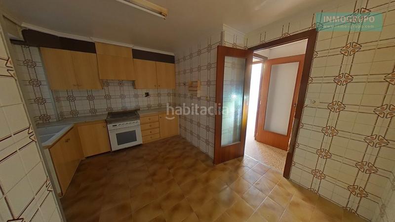Foto 5e2fa11a-e60d-45a4-a15a-379f0c19786d. Piso venta de piso en serradal en El Grao Castellón de la Plana