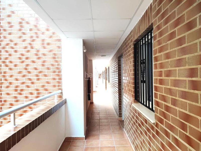 Foto 2f940f7b-a18c-4ab3-b08b-e8a42a0d961f. Appartamento con parcheggio piscina in Costa Marfil Oropesa del Mar