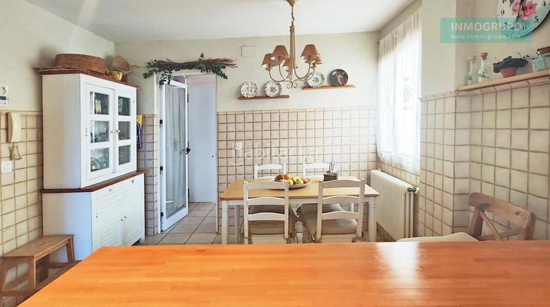 Foto bcd2b657-be22-4928-8494-eb95ec16dcbe. Casa en benicasim-benicàssim - av ferrocarril 105 villa a la venta en benicasim en Benicasim / Benicàssim
