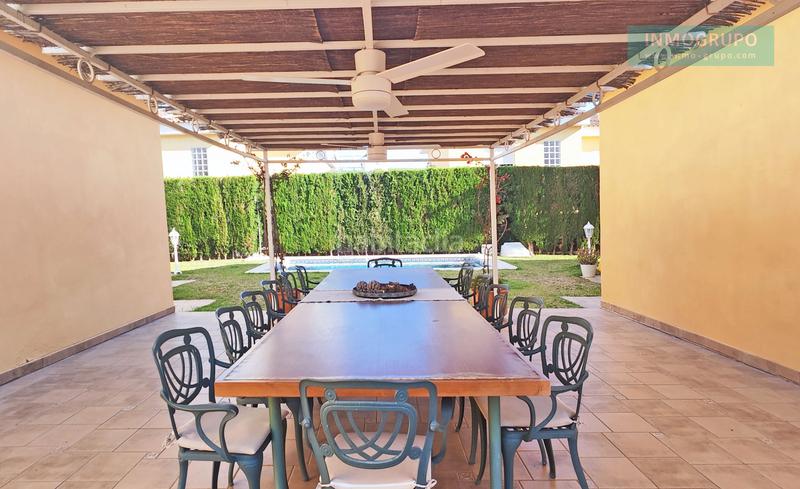 Foto c7384d18-f16d-433b-a955-440240cd8d91. Casa en benicasim-benicàssim - av ferrocarril 105 villa a la venta en benicasim en Benicasim / Benicàssim