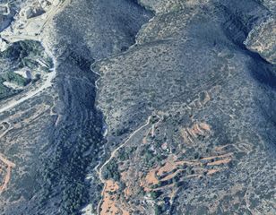 Finca rústica a Buñol. Gran oportunidad de inversión rústica en buñol! 31.588 m2 con gr