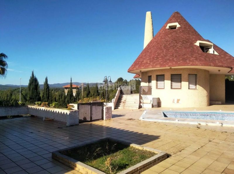 Foto 2400d55b-6aca-4f47-915a-39c8f27a486b. Chalet  independiente en Alcora (l´)