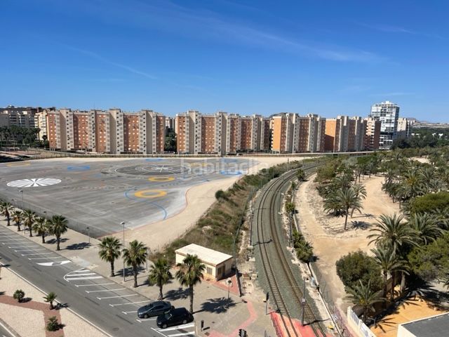 Foto 41f5ca19-929c-4f2f-8b28-74fb81ab1891. Pis amb aparcament piscina a Playa de San Juan Alicante