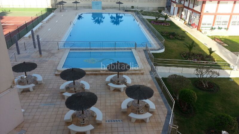 Foto e64b6ec0-1584-4aae-abb4-1b9936b8e4c3. Pis amb aparcament piscina a Playa de San Juan Alicante
