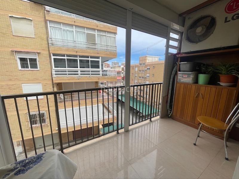 Foto 20ac65d5-237a-4702-bc18-55d022f55e0e. Piso vivienda en 1ª linea en Playa Muchavista Campello (el)