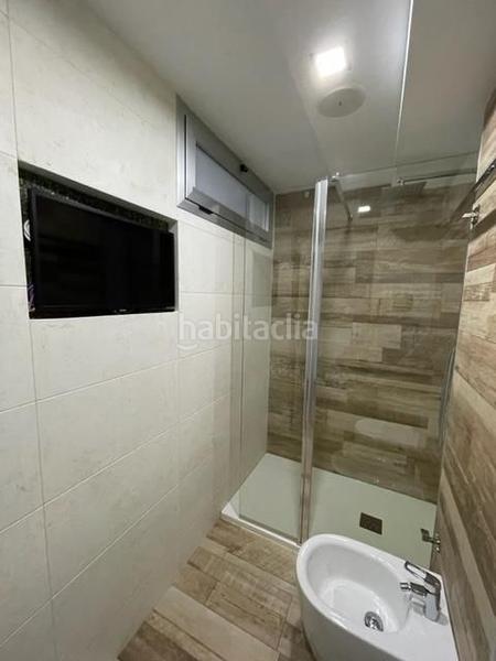 Foto cda339b1-b3d6-4e5a-b86e-435e72fbc10f. Alquiler piso vivienda reformada en Albufereta Alicante