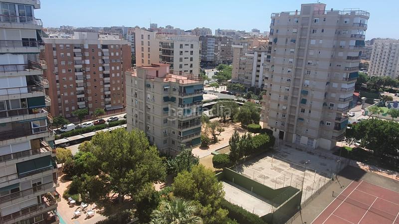 Foto 88dc8f13-c883-4bd9-b051-564bbfded21d. Rent flat with pool in Albufereta Alicante