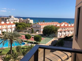 Miete Appartement in Carrer de juan de la cierva 17