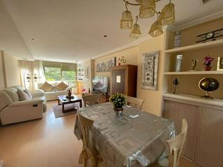 Miete Etagenwohnung  Carrer trident
