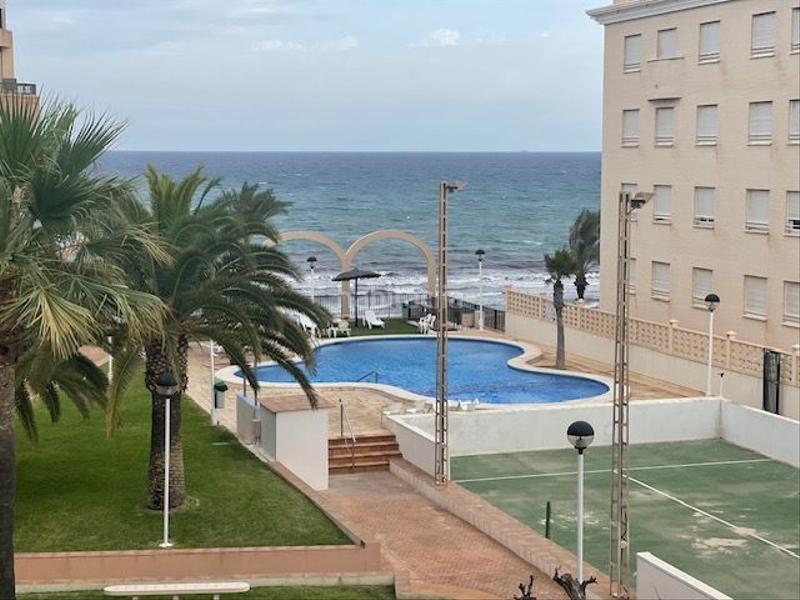 Foto e05ceca7-fe7b-4f31-ab8f-d7f35f233634. Location appartement avec parking piscine dans Playa Muchavista Campello (el)