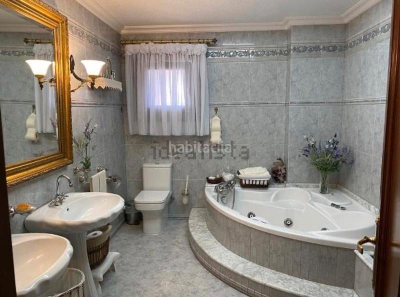 Foto 69b15867-8c3f-44ab-b5ff-aad92414b900. Maison jumelée avec parking dans Pinoso