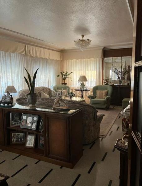 Foto f35e4967-6612-43d7-bcec-4e72dc7e06d6. Maison jumelée avec parking dans Pinoso