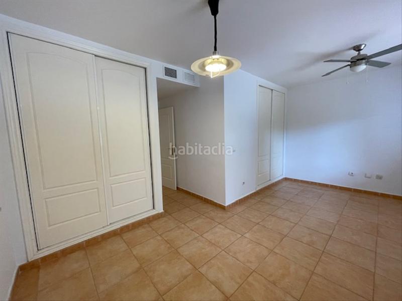 Foto 0bfce6e1-bf93-4d41-80a6-64478abcb397. Rent ground floor with heating parking pool in Alicante golf Alicante