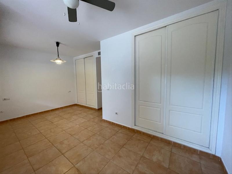 Foto 78a03cc7-12f1-4d97-ab42-d7d0828022ab. Rent ground floor with heating parking pool in Alicante golf Alicante