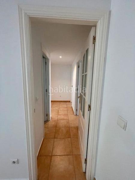 Foto acda98ed-04a3-45ea-95f3-71b1648dc1eb. Rent ground floor with heating parking pool in Alicante golf Alicante