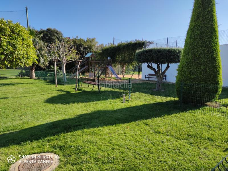 Foto f9f0addb-3fc8-4f5a-a0bd-a037fc41d0b9. Rent ground floor with heating parking pool in Alicante golf Alicante