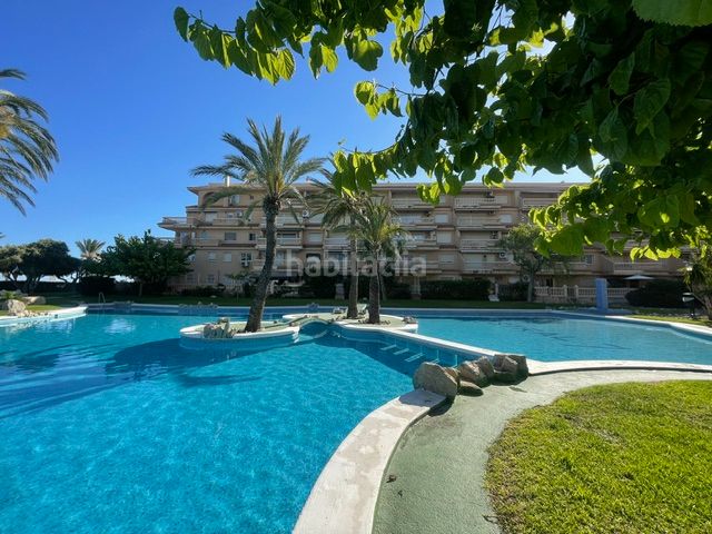 Foto 5c228a6a-405f-44ae-b9c0-ae4588e66ae3. Pis amb aparcament piscina a Campello Playa Campello (el)