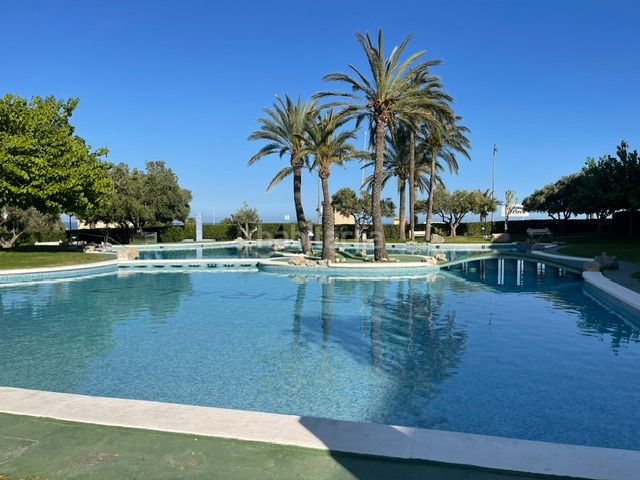 Foto a8a28bf5-2693-4ed6-9003-e4046dca448e. Pis amb aparcament piscina a Campello Playa Campello (el)