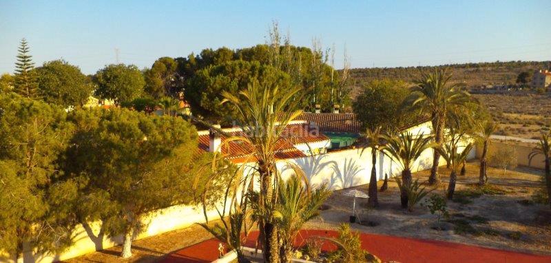 Foto c705a06a-2216-4675-ab3a-dde20a5ef683. Chalet mit heizung parking pool in Almajada-Ravel Mutxamel