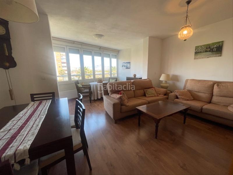 Foto 9c7157f2-fbb0-4a38-b034-93b26a052088. Lloguer pis amb calefacció aparcament piscina a Albufereta Alicante