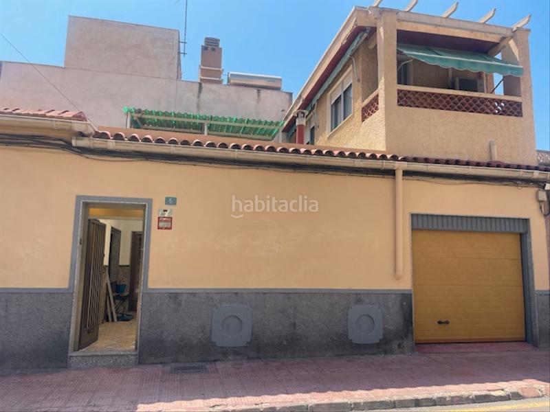 Foto 43c84ae1-d3cb-4152-a9f5-a757000173b5. Casa a schiera con parcheggio in Los Ángeles Alicante