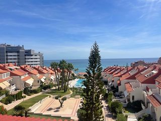 Rent Semi detached house  Calle de la dorada