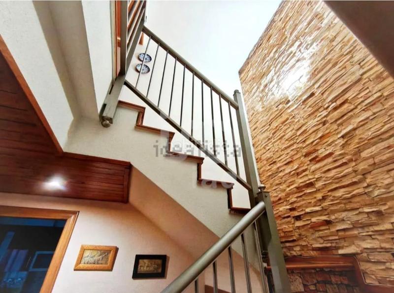 Foto 3dd0f059-369d-4d0b-a85e-f512ec1f8af8. Casa a schiera con riscaldamento parcheggio in Norte Sant Vicent del Raspeig