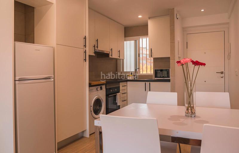 Foto 5e689e77-02c8-48c8-8cbf-625155788bb2. Location appartement avec parking piscine dans PAU 5 Alicante