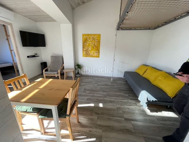 Foto 3d89407e-486a-4a11-a1ef-b6306df6d9ed. Edificio en Carolinas Bajas Alicante