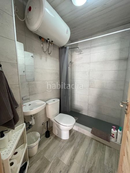 Foto e7040e28-c918-4e6e-bc4d-068ccbae13f3. Edificio en Carolinas Bajas Alicante