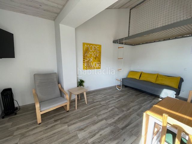 Foto ffc4c364-f29b-4134-8078-41e9e63df506. Edificio en Carolinas Bajas Alicante