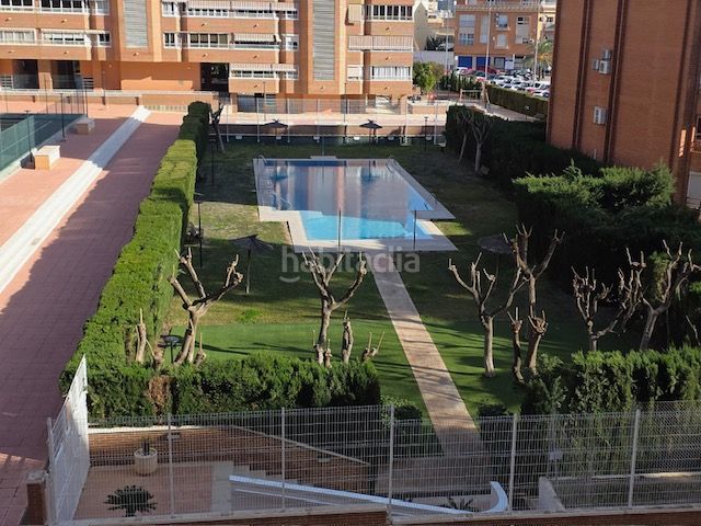 Foto 6109404d-cbd7-4a56-80bc-063f27a1f002. Pis amb calefacció aparcament piscina a Palmeral Alicante