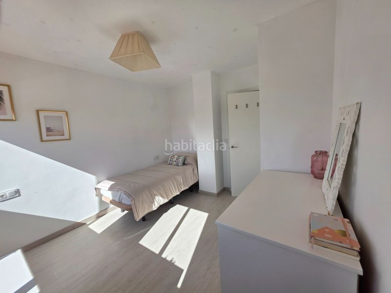Foto ce047526-c9c7-4f77-8867-769235b03b17. Pis amb calefacció aparcament piscina a Palmeral Alicante