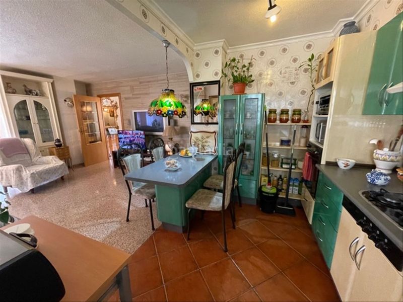 Foto 47092597-70f6-4526-8e94-aa795c346491. Pis amb calefacció aparcament a Campello Playa Campello (el)