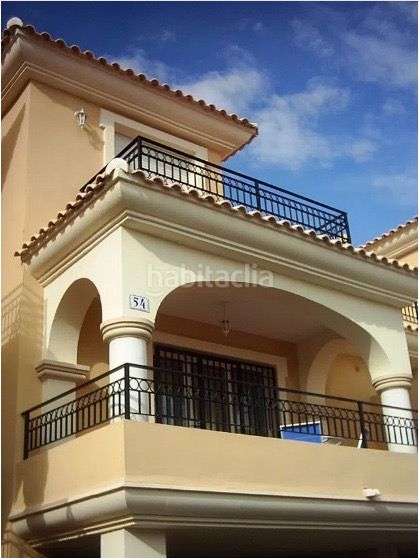 Foto 8d2dcd76-ec9b-4e24-ae31-819ecbba2bde. Casa adossada amb calefacció aparcament piscina a Mutxamel