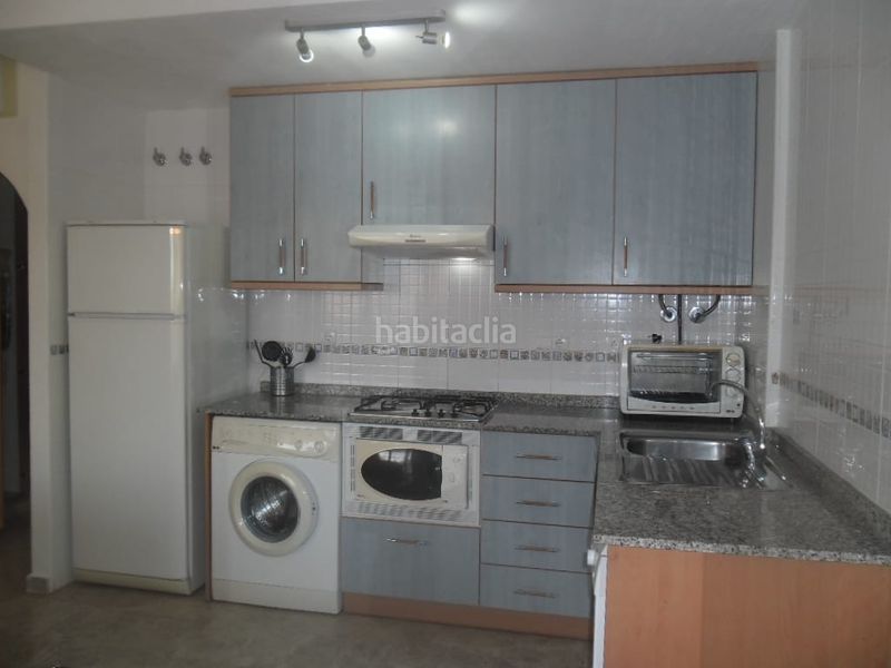 Foto 9ffa2d42-ceca-44a2-93a2-0ce97bb05e50. Casa adossada amb calefacció aparcament piscina a Mutxamel