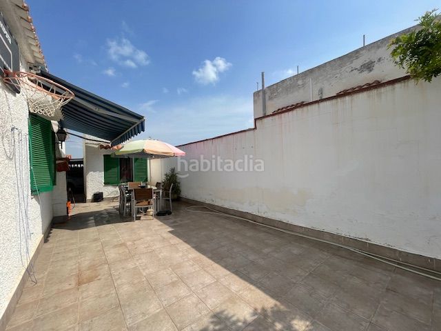 Foto 3d8f3791-5761-4282-9ae6-62d3be811ed6. Xalet amb xemeneia calefacció aparcament piscina a Elche / Elx