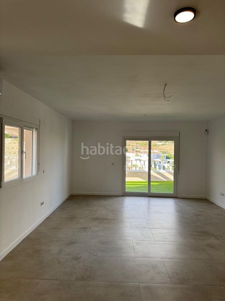 Foto 385f5588-a0d5-4b05-975e-6c1867837d84. Xalet amb calefacció aparcament a Pueblo Acantilado-Lanuza Campello (el)