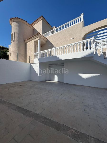 Foto c7b9dca2-af2f-4f3b-bba2-d4d0f221fa86. Xalet amb calefacció aparcament a Pueblo Acantilado-Lanuza Campello (el)