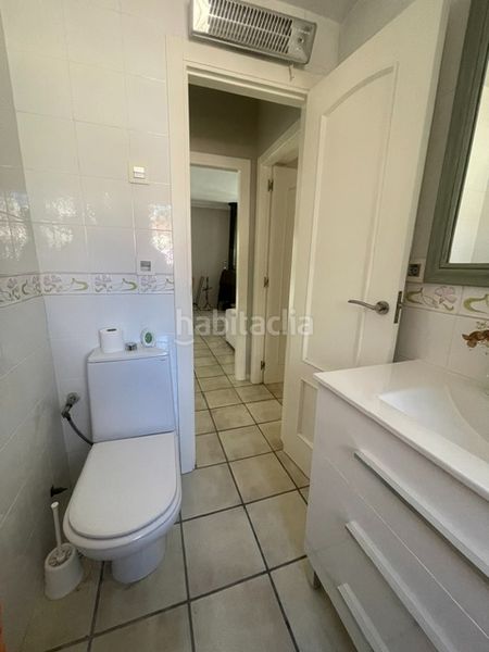 Foto 4b77ee27-c2a5-4516-a36a-24fcf63eb8a3. Xalet amb xemeneia calefacció aparcament piscina a Campello (el)