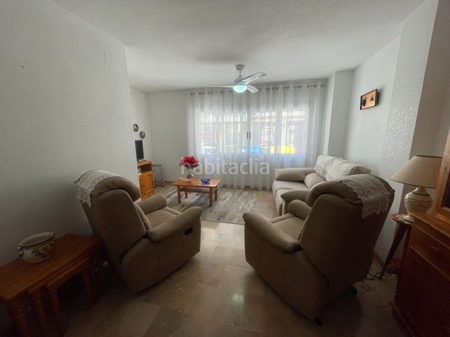 Foto b7b0c968-e30d-4551-b9d0-fc39d9cb9d95. Pis a Centro Mutxamel