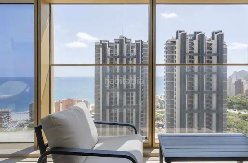 Foto 3a1e3db3-a9c9-4a0c-baf2-36442f7a20d3. Piso en Playa Poniente Benidorm