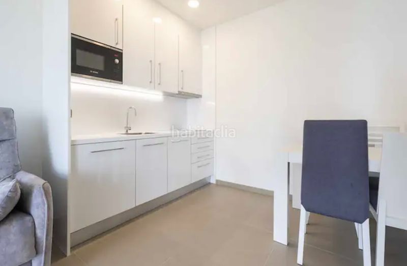 Foto c60ef9db-dfe8-4b8a-a233-b8272cfaf7f2. Piso en Playa Poniente Benidorm