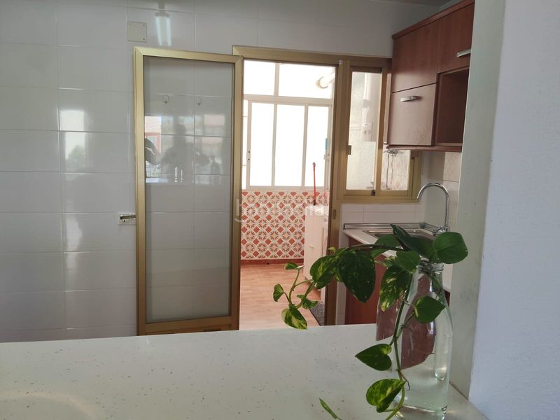 Foto a373bfd1-ddbc-4c98-b4dd-b9e073afcdb5. Piso en Centro Mutxamel