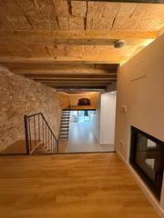 Dúplex a Carrer de provença 271. Vivienda/taller-oficina todo en uno.