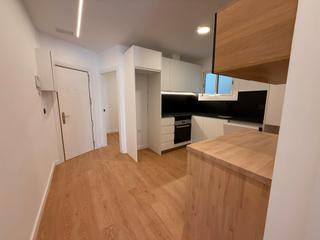 Appartement  Avinguda de madrid. ¡atención! exclusivo piso de diseño a estrenar en regente mendie