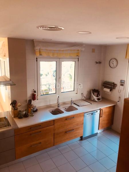 Foto 3691f5dc-a843-4cdf-abed-fb0eca91113e. Casa amb xemeneia calefacció aparcament piscina a Tiana