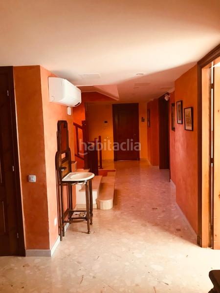 Foto 79b2dd72-f940-4d07-9d0a-b9e0e9c1a1fe. Casa amb xemeneia calefacció aparcament piscina a Tiana